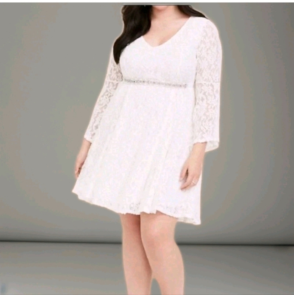 Torrid Bell Sleeve Sheer Lace A-Line Dress Plus 3X Ivory Fairy Boho Feminine Nwt